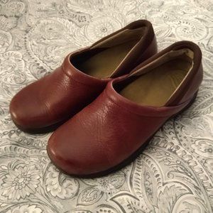 Dansko Clog, size 38